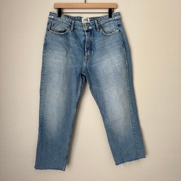 Zara Womens Blue Denim Cutoff Pants Raw Hems Light Wash Size 10 Jeans Distressed - Picture 1 of 8